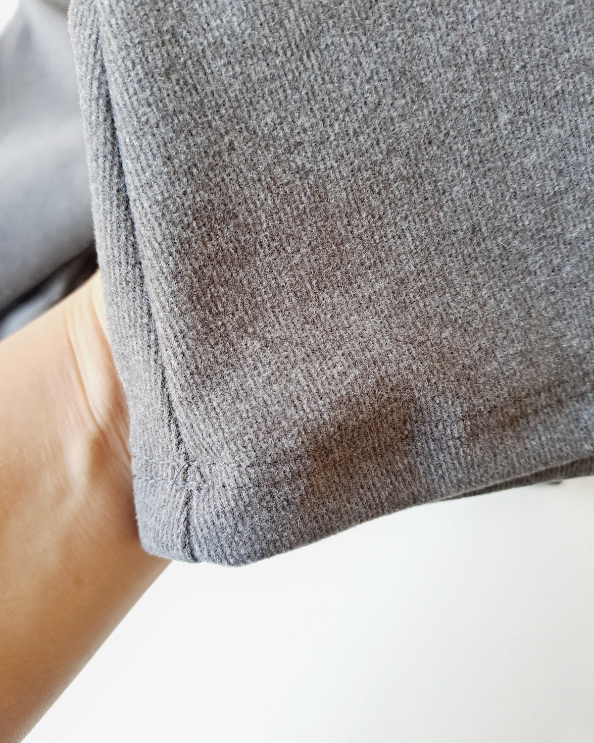 Pantalón Oxford + scrunchie