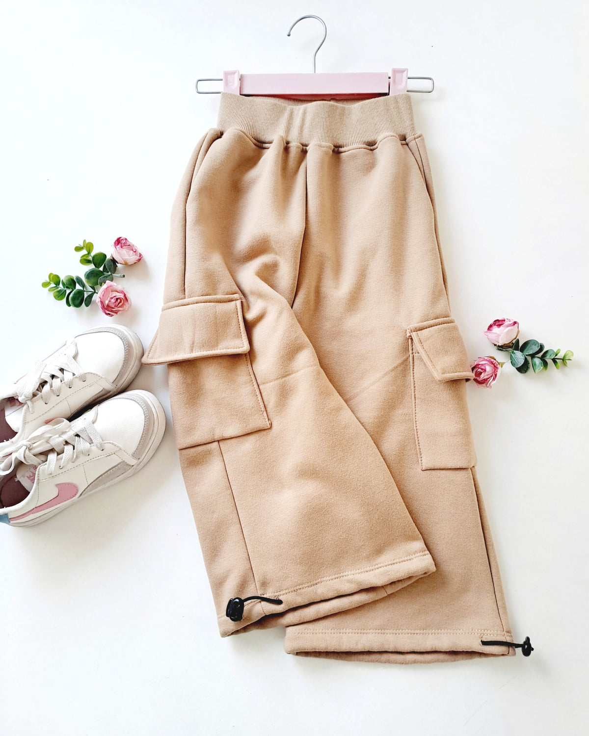 Pantalón cargo Ximena + accesorio