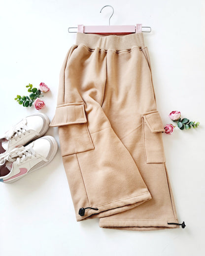 Pantalón cargo Ximena + accesorio